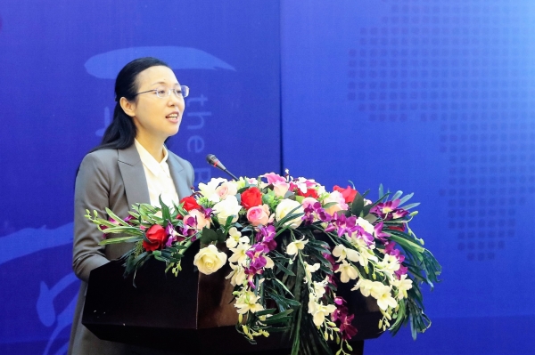 2 主持人：肉漫屋
副院长张环宙_副本.jpg